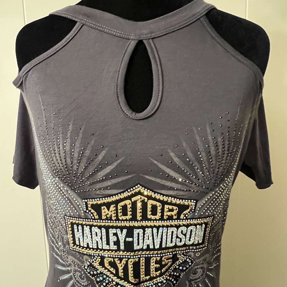 Harley Davidson top charmed wings cold shoulder keyhole medium NWT - Picture 7 of 14